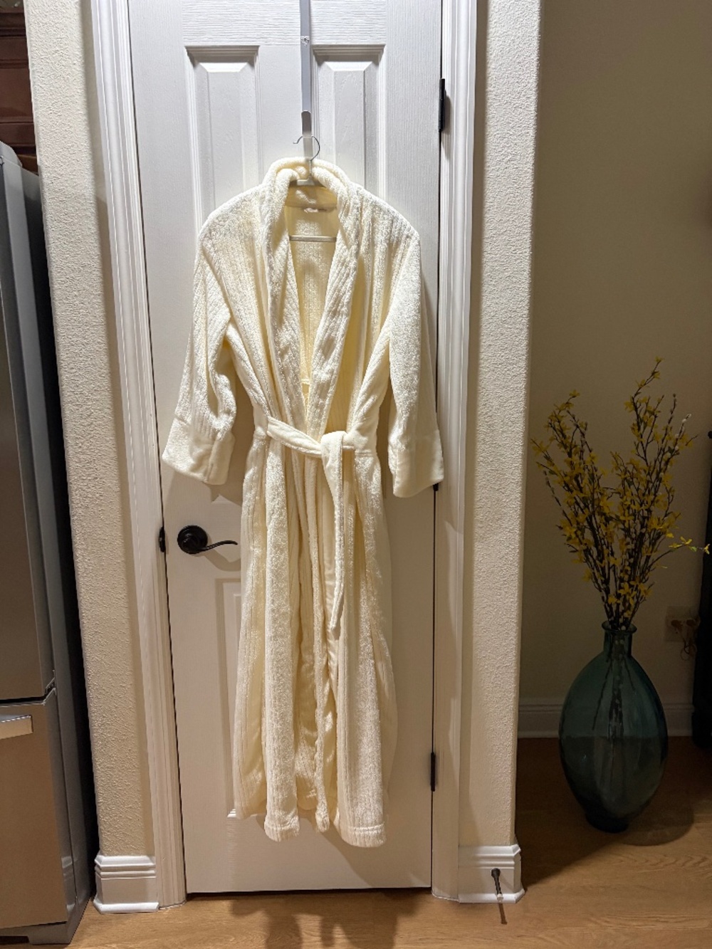 Soft Surroundings Luxurious Textured Robe Size M